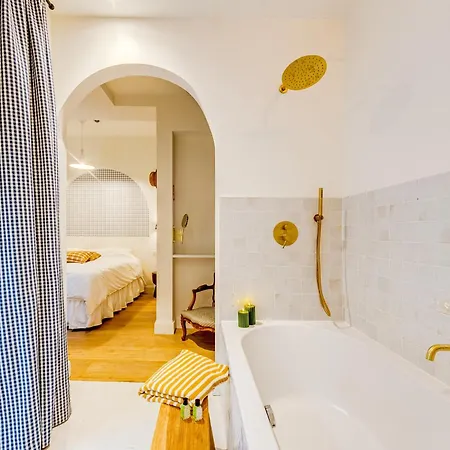 Romantic Escape And Wellness At Miss Tinguett In *